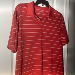 MENS XL Nike polo style golf shirt. Dri Fit.